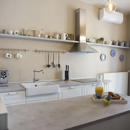 Casa Dello Speziale 게스트하우스 3*